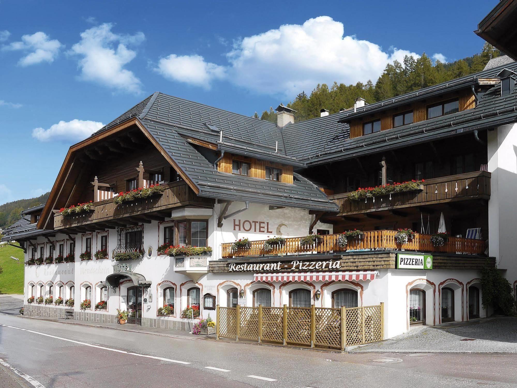 Hotel Mondschein Sexten Exterior foto
